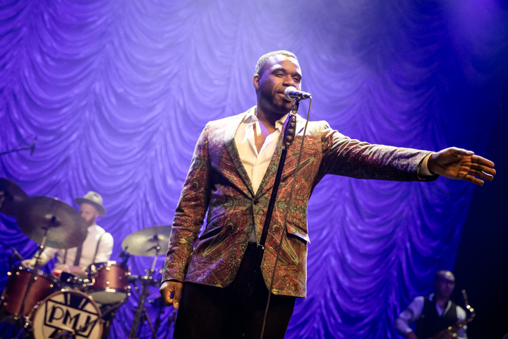Scott Bradlee's Postmodern Jukebox @ AB, picture 2, photographed by Dorien Goetschalckx - FrontView Magazine