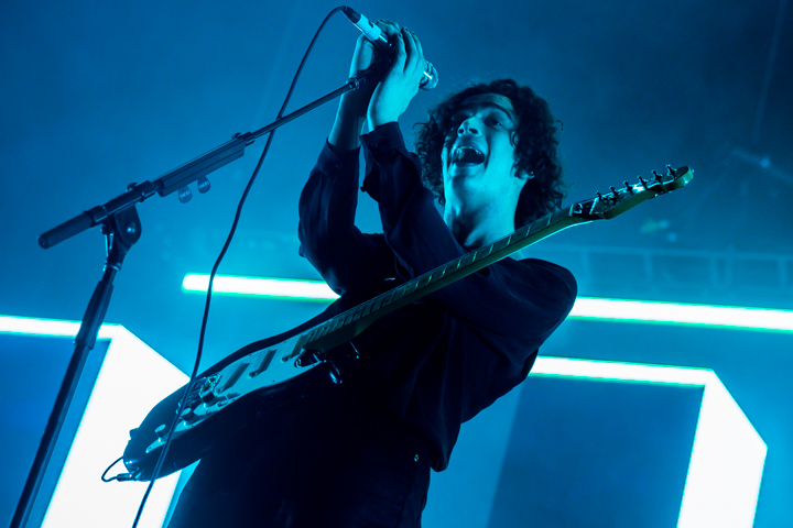 The 1975 @ Vorst Nationaal, picture 16, photographed by Dorien Goetschalckx - FrontView Magazine