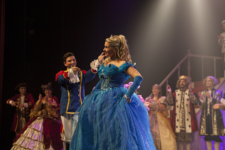 Assepoester The musical @ Evergem, foto 23, foto's door Frank Lambrechts - FrontView Magazine