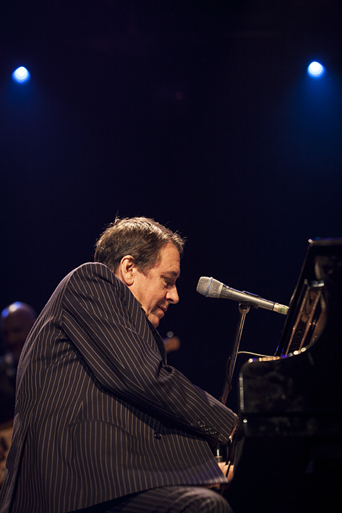 Jools Holland @ De Roma, picture 2, photographed by Frank Lambrechts - FrontView Magazine