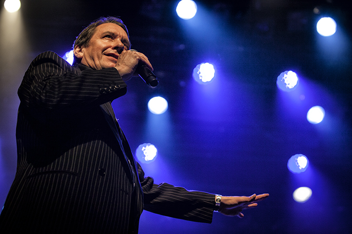 Jools Holland @ De Roma, picture 9, photographed by Frank Lambrechts - FrontView Magazine