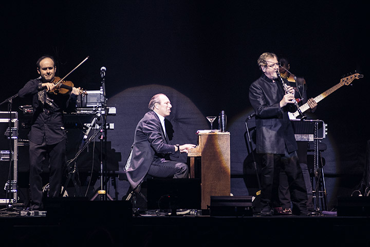 Hans Zimmer @ Palais 12, foto 1, foto's door Jef Peeters - FrontView Magazine
