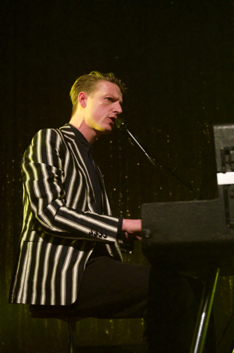 Bent Van Looy @ Handelsbeurs Gent, picture 9, photographed by Bart Baevegems - FrontView Magazine