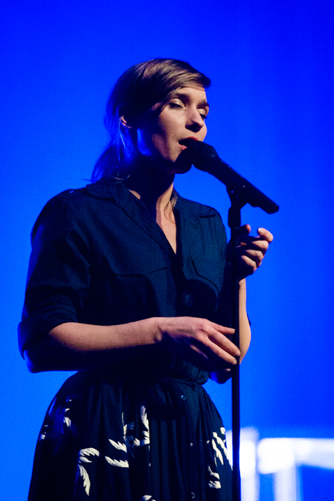 Hooverphonic @ De Roma, picture 7, photographed by Erwin Evrard - FrontView Magazine