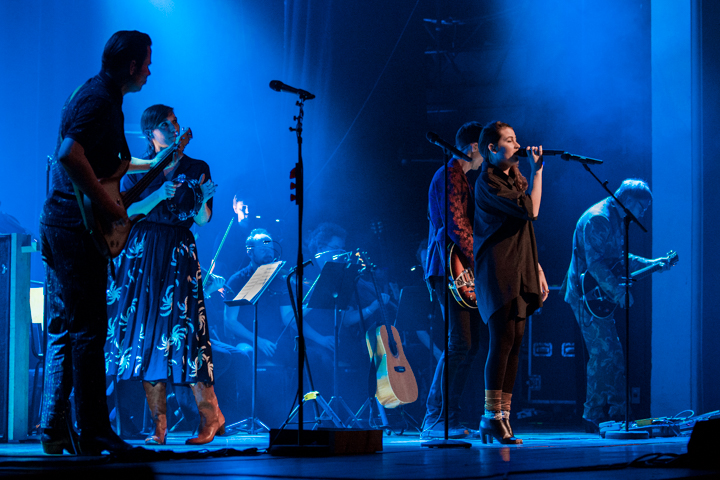 Hooverphonic @ De Roma, picture 12, photographed by Erwin Evrard - FrontView Magazine
