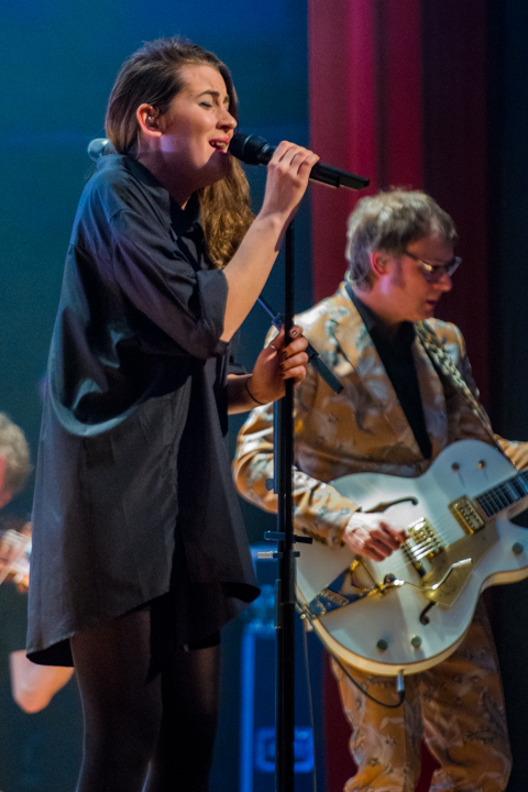 Hooverphonic @ De Roma, picture 14, photographed by Erwin Evrard - FrontView Magazine