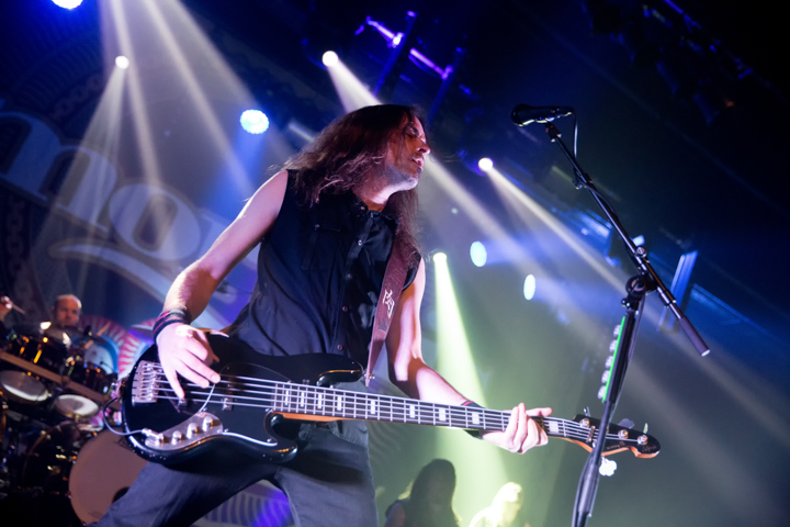Amorphis @ Trix, foto 5, foto's door Dorien Goetschalckx - FrontView Magazine