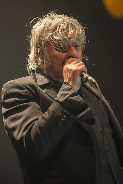 Arno @ Ancienne Belgique, picture 2, photographed by Tom  Lammens - FrontView Magazine