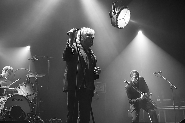 Arno @ Ancienne Belgique, picture 8, photographed by Tom  Lammens - FrontView Magazine