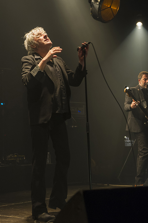 Arno @ Ancienne Belgique, picture 11, photographed by Tom  Lammens - FrontView Magazine