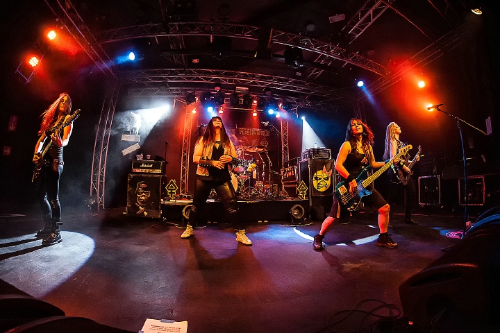 The Iron Maidens @ De Pul, picture 1, photographed by Edwin Houdevelt - FrontView Magazine