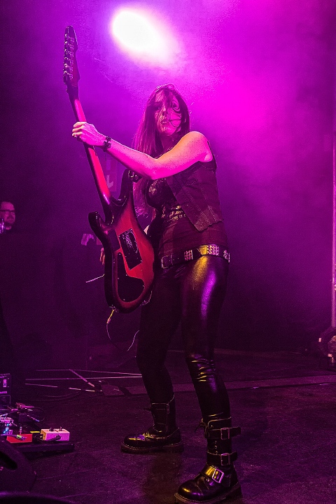 The Iron Maidens @ De Pul, picture 6, photographed by Edwin Houdevelt - FrontView Magazine
