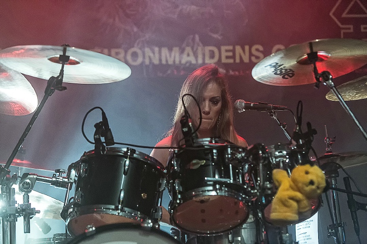 The Iron Maidens @ De Pul, picture 24, photographed by Edwin Houdevelt - FrontView Magazine