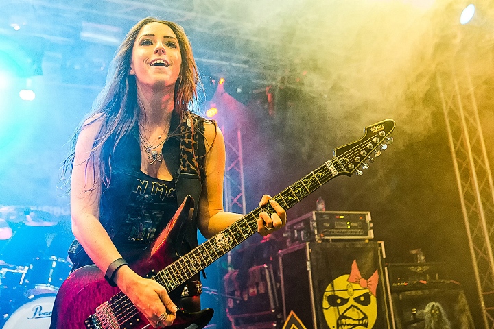 The Iron Maidens @ De Pul, picture 34, photographed by Edwin Houdevelt - FrontView Magazine