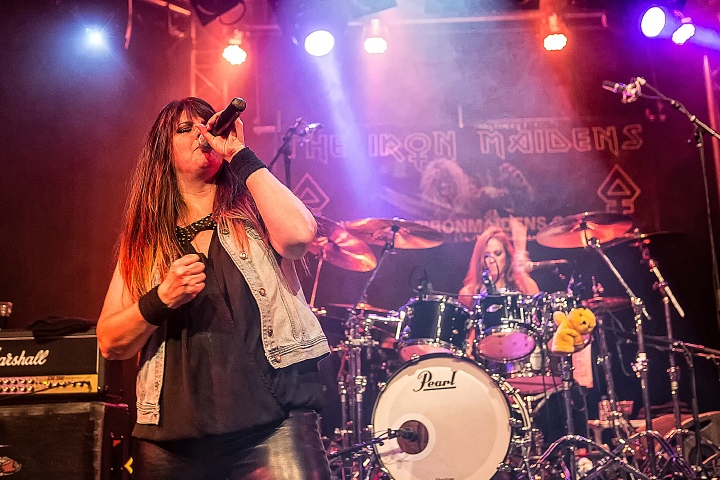 The Iron Maidens @ De Pul, picture 38, photographed by Edwin Houdevelt - FrontView Magazine
