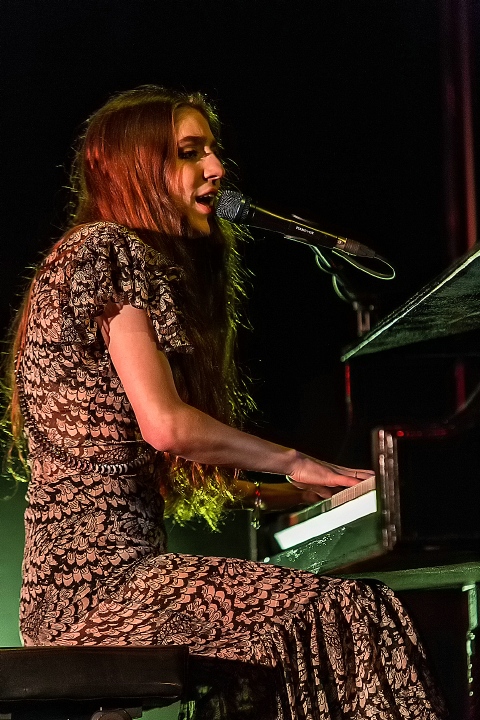 Birdy @ Ancienne Belgique, picture 6, photographed by Edwin Houdevelt - FrontView Magazine