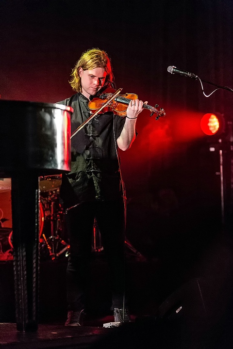 Birdy @ Ancienne Belgique, picture 7, photographed by Edwin Houdevelt - FrontView Magazine