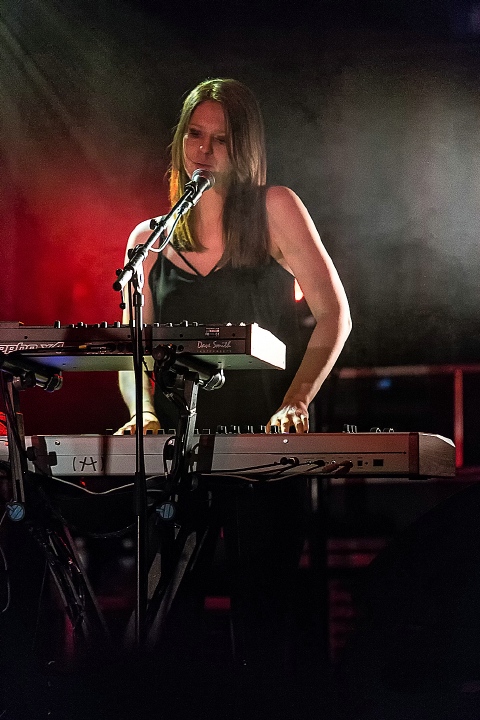 Birdy @ Ancienne Belgique, picture 9, photographed by Edwin Houdevelt - FrontView Magazine
