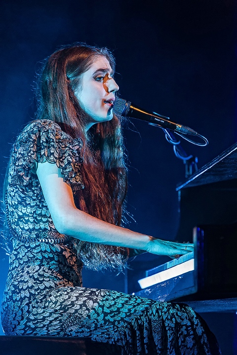 Birdy @ Ancienne Belgique, picture 21, photographed by Edwin Houdevelt - FrontView Magazine