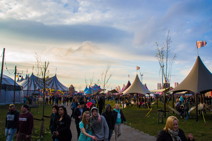Daydream Festival 2016 - Deel 1 @ Festivalpark Lommel, picture 21, photographed by Tom Van Tongerloo - FrontView Magazine
