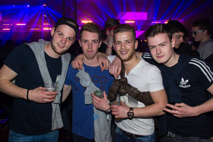 Daydream Festival 2016 - Deel 1 @ Festivalpark Lommel, picture 25, photographed by Tom Van Tongerloo - FrontView Magazine