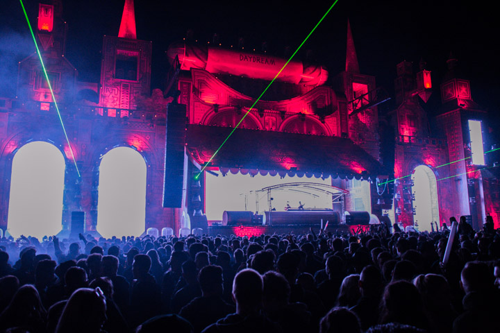 Daydream Festival 2016 - Deel 1 @ Festivalpark Lommel, picture 138, photographed by Tom Van Tongerloo - FrontView Magazine