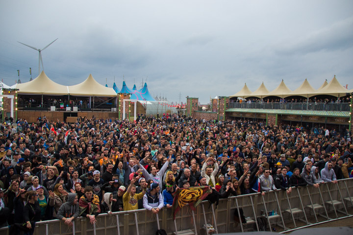 Daydream Festival 2016 - Deel 2 @ Festivalpark Lommel, picture 120, photographed by Tom Van Tongerloo - FrontView Magazine