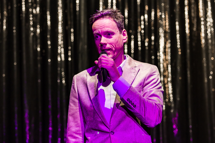 Persconferentie 'La Cage aux Folles' @ Mask'ara te Borsbeek, foto 16, foto's door Guy Danneels - FrontView Magazine