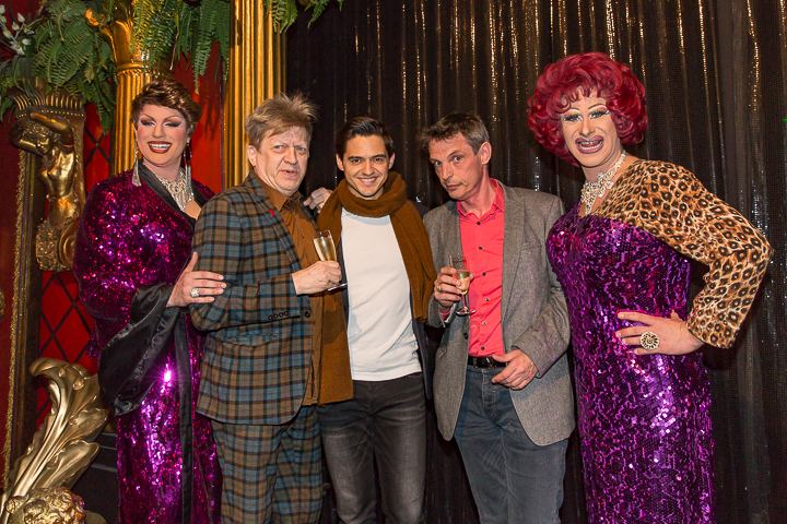 Persconferentie 'La Cage aux Folles' @ Mask'ara te Borsbeek, foto 36, foto's door Guy Danneels - FrontView Magazine