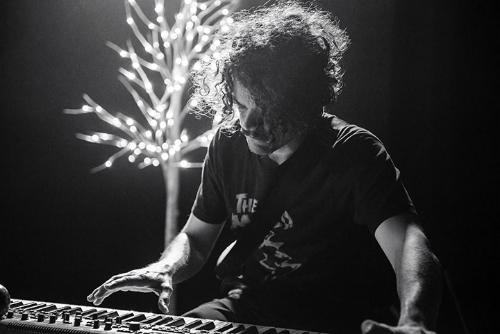 Radical Face @ AB Club, picture 5, photographed by Jef Peeters - FrontView Magazine
