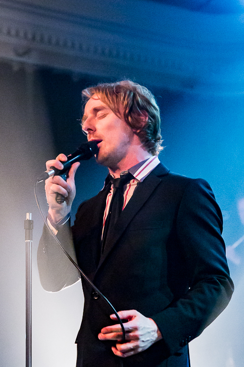 CloClo '69 @ De Casino St.-Niklaas, picture 19, photographed by Guy Danneels - FrontView Magazine