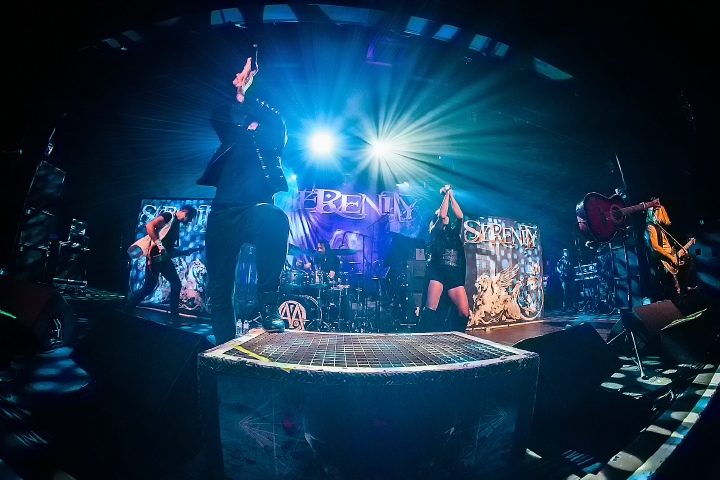 Serenity @ Trix, picture 3, photographed by Edwin Houdevelt - FrontView Magazine