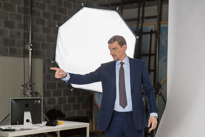 Setbezoek verfilming: 'Dode Hoek' @ TV studio Brussel, foto 30, foto's door Guy Danneels - FrontView Magazine