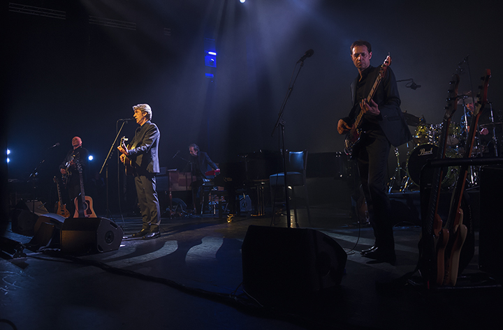 Frank Boeijen Land van beloften tour, foto 6, foto's door Tom  Lammens - FrontView Magazine