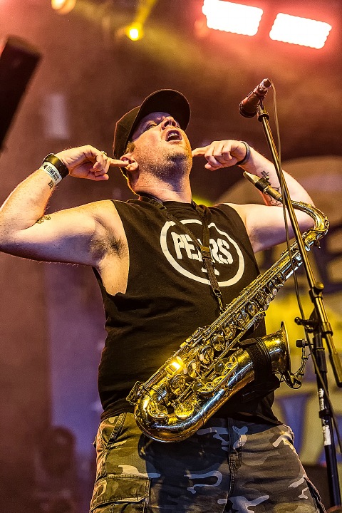 Less Than Jake @ Groezrock 2016, picture 10, photographed by Edwin Houdevelt - FrontView Magazine