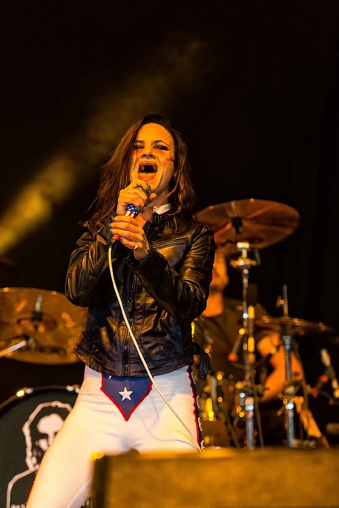 Juliette & The Licks @ Groezrock 2016, foto 13, foto's door Edwin Houdevelt - FrontView Magazine