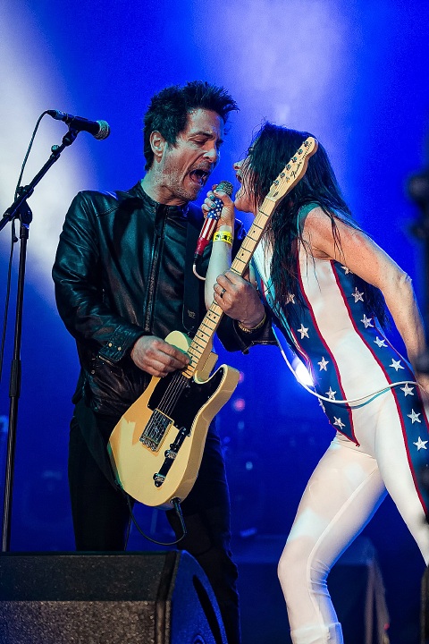 Juliette & The Licks @ Groezrock 2016, foto 36, foto's door Edwin Houdevelt - FrontView Magazine