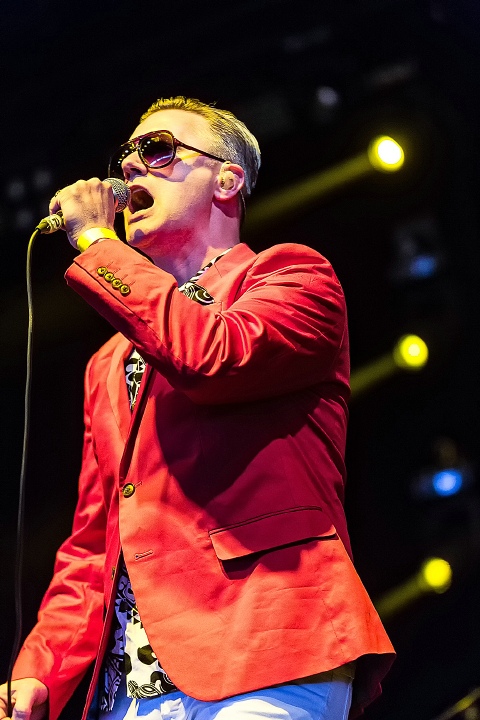 Me First And The Gimme Gimmes @ Groezrock 2016, foto 4, foto's door Edwin Houdevelt - FrontView Magazine