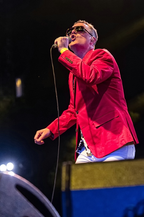 Me First And The Gimme Gimmes @ Groezrock 2016, foto 8, foto's door Edwin Houdevelt - FrontView Magazine