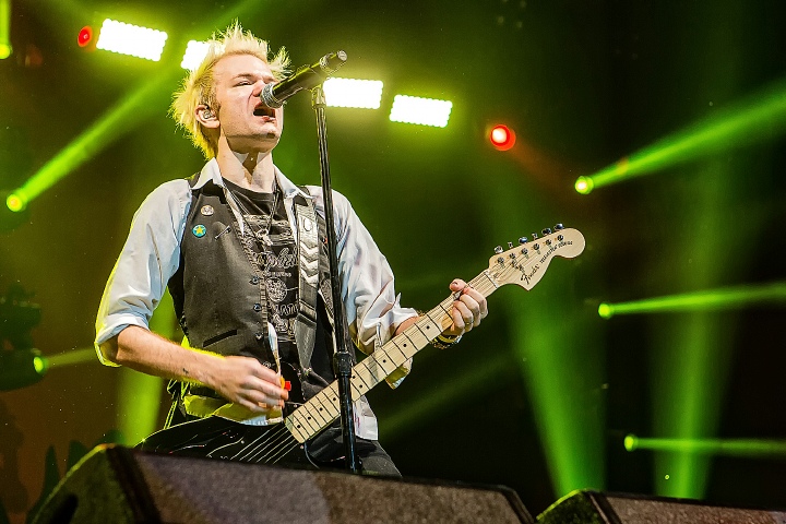 Sum 41 @ Groezrock 2016, foto 26, foto's door Edwin Houdevelt - FrontView Magazine