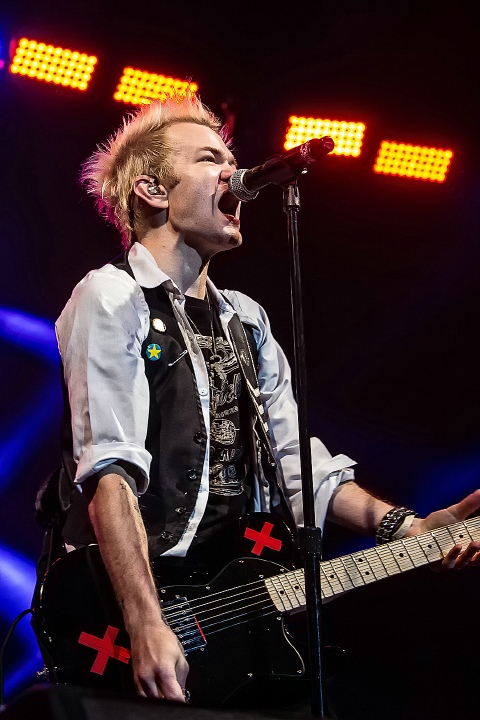 Sum 41 @ Groezrock 2016, foto 34, foto's door Edwin Houdevelt - FrontView Magazine