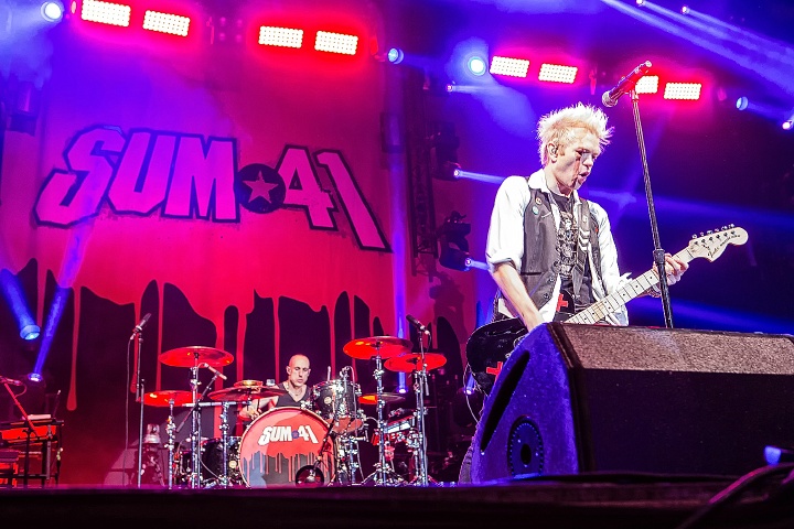 Sum 41 @ Groezrock 2016, foto 50, foto's door Edwin Houdevelt - FrontView Magazine