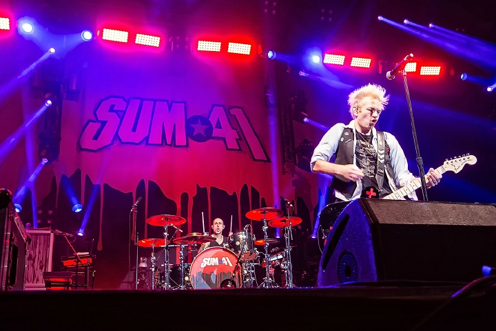 Sum 41 @ Groezrock 2016, foto 51, foto's door Edwin Houdevelt - FrontView Magazine