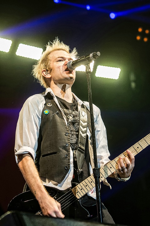 Sum 41 @ Groezrock 2016, foto 54, foto's door Edwin Houdevelt - FrontView Magazine