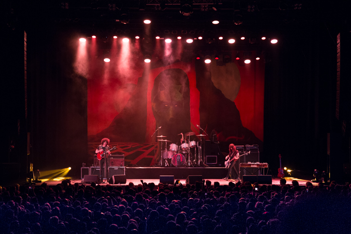 Wolfmother @ 013, picture 10, photographed by Dorien Goetschalckx - FrontView Magazine