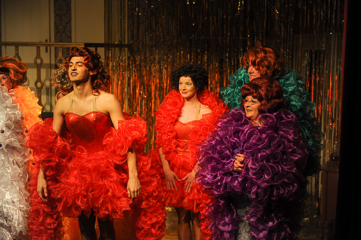 La cage aux Folles @ EWT Theater - Deurne, picture 59, photographed by Goele Bormans - FrontView Magazine