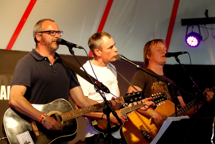 Labadoux festival 2016 @ Ingelmunster, foto 1, foto's door Peter Minnebo - FrontView Magazine