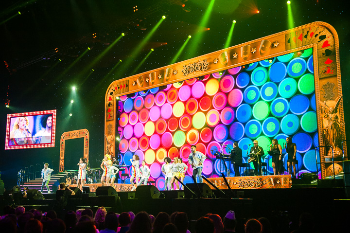 Tegen De Sterren Op Live - deel 2 Sportpaleis, picture 6, photographed by Goele Bormans - FrontView Magazine