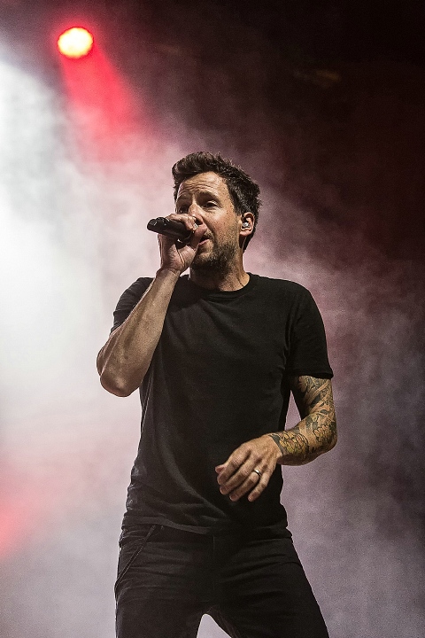 Simple Plan @ Vooruit Gent, picture 6, photographed by Edwin Houdevelt - FrontView Magazine