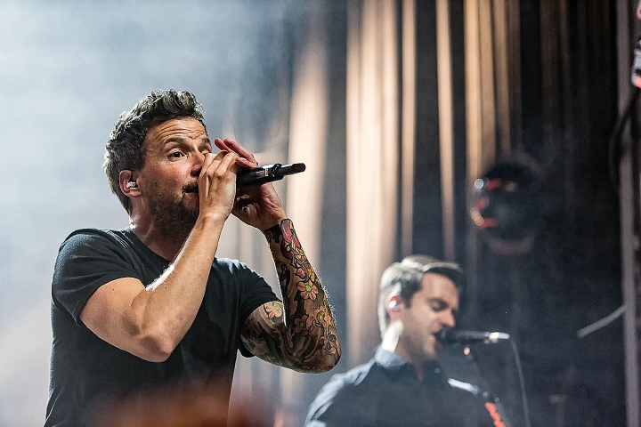 Simple Plan @ Vooruit Gent, picture 9, photographed by Edwin Houdevelt - FrontView Magazine